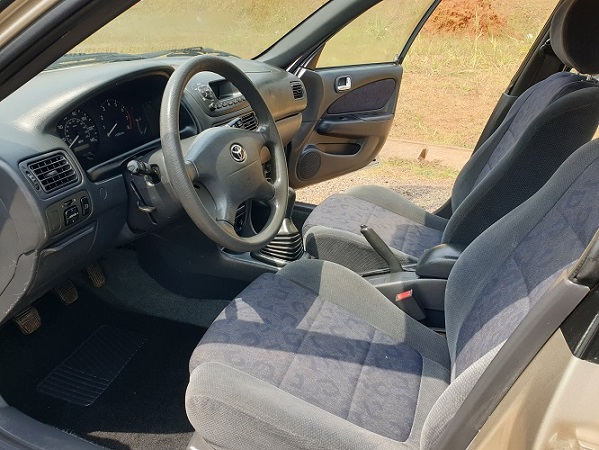 2002 Toyota Corolla 111 Climatisation à vendre à Yaoundé Cameroun