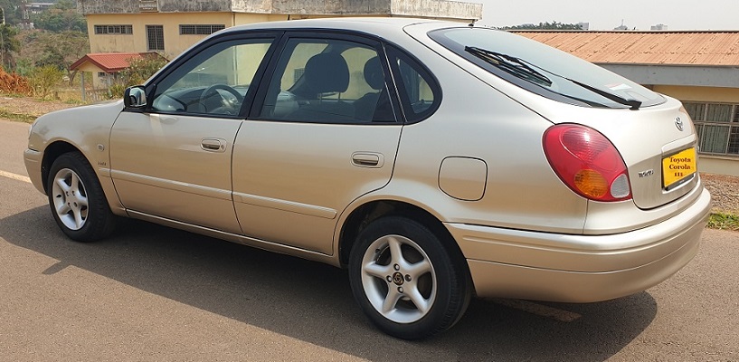 2002 Toyota Corolla 111 Climatisation à vendre à Yaoundé Cameroun