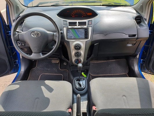 2009 Toyota Yaris Automatique  à vendre à Yaoundé Cameroun