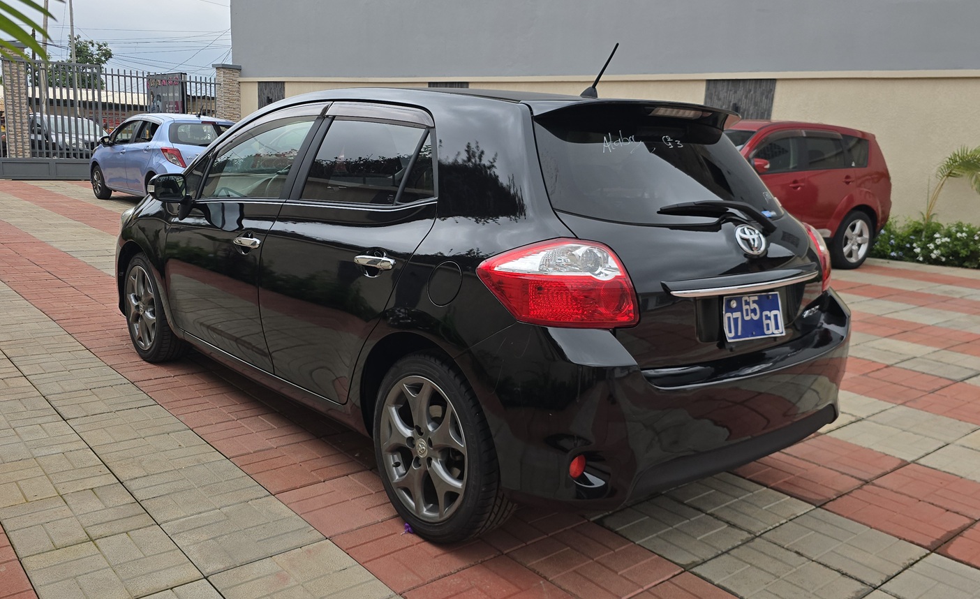 Acheter 2010 Toyota Auris Automatique ,Yaoundé ,Cameroun