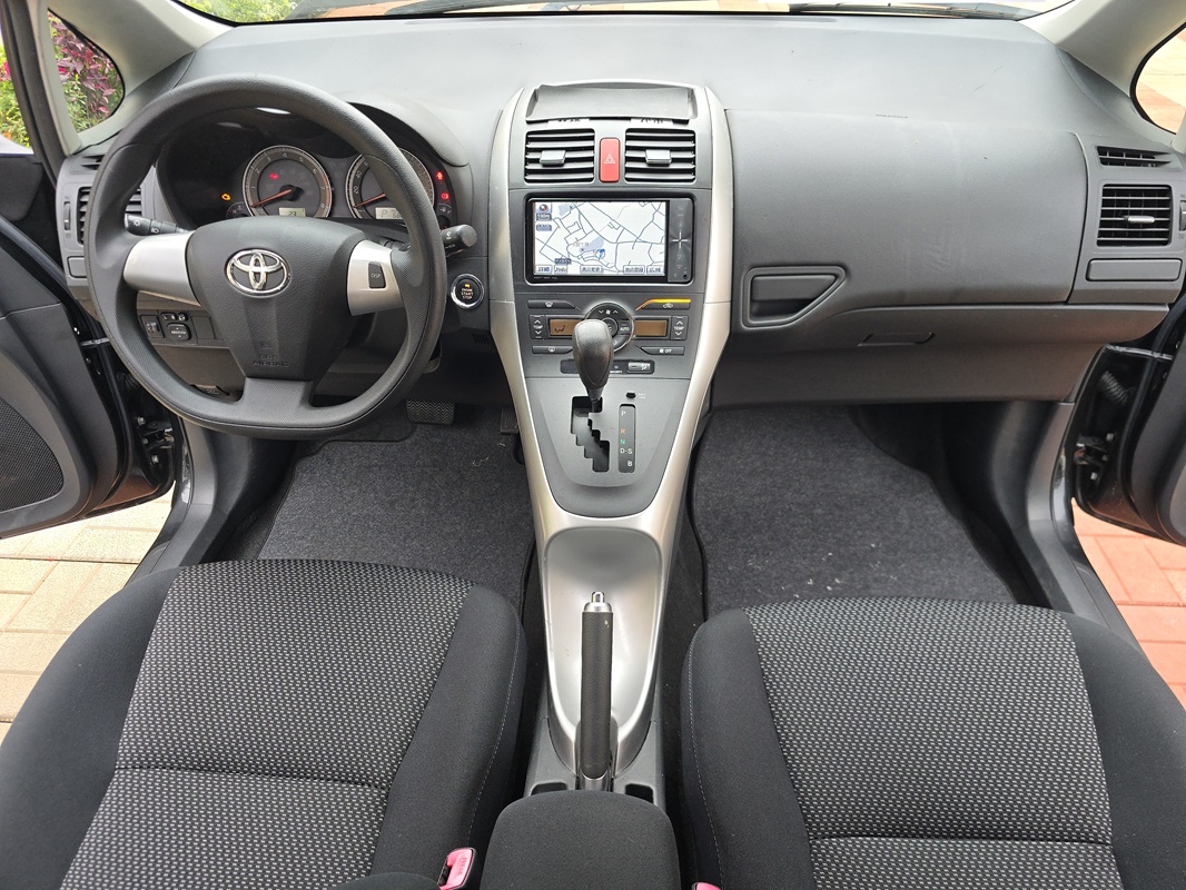 Acheter 2010 Toyota Auris Automatique ,Yaoundé ,Cameroun