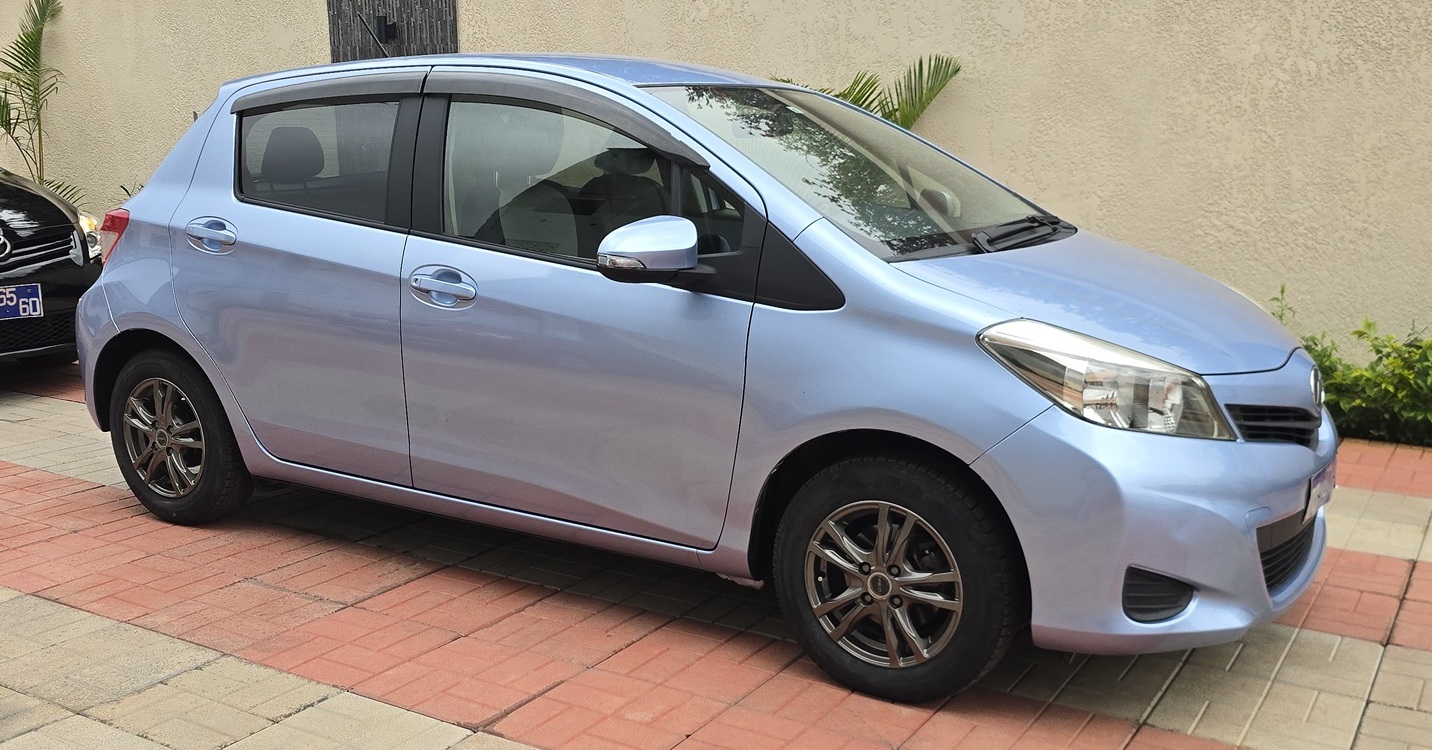 Acheter 2013 Toyota Yaris Automatique ,Yaoundé ,Cameroun