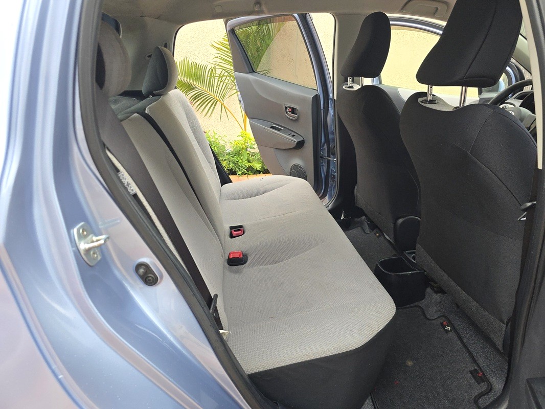 Acheter 2013 Toyota Yaris Automatique ,Yaoundé ,Cameroun