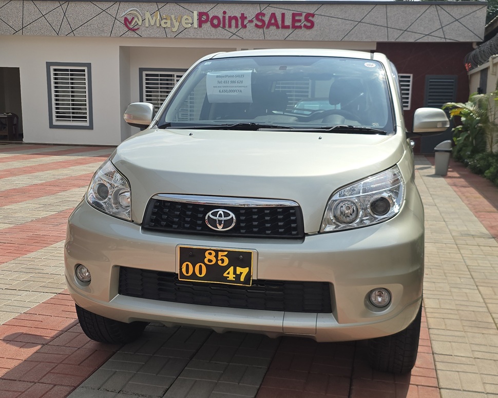 Acheter 4WD 2015 Toyota Rush Automatique ,Yaoundé ,Cameroun