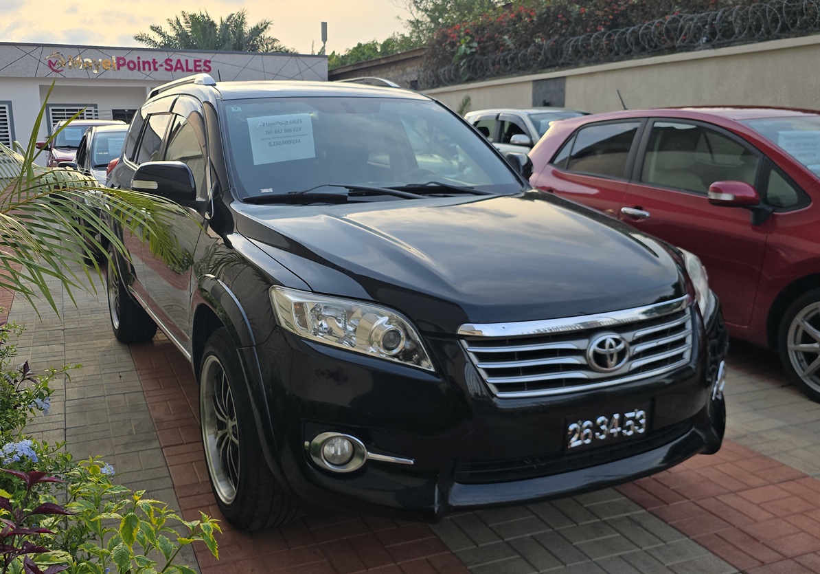 Acheter 4WD 2011 Toyota VANGUARD Automatique ,Yaoundé ,Cameroun