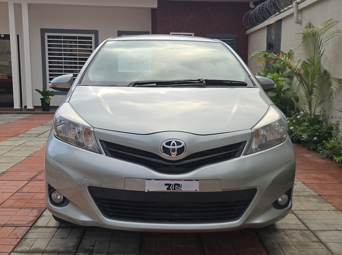 Acheter 4WD 2012 Toyota Yaris Automatique ,Yaoundé ,Cameroun