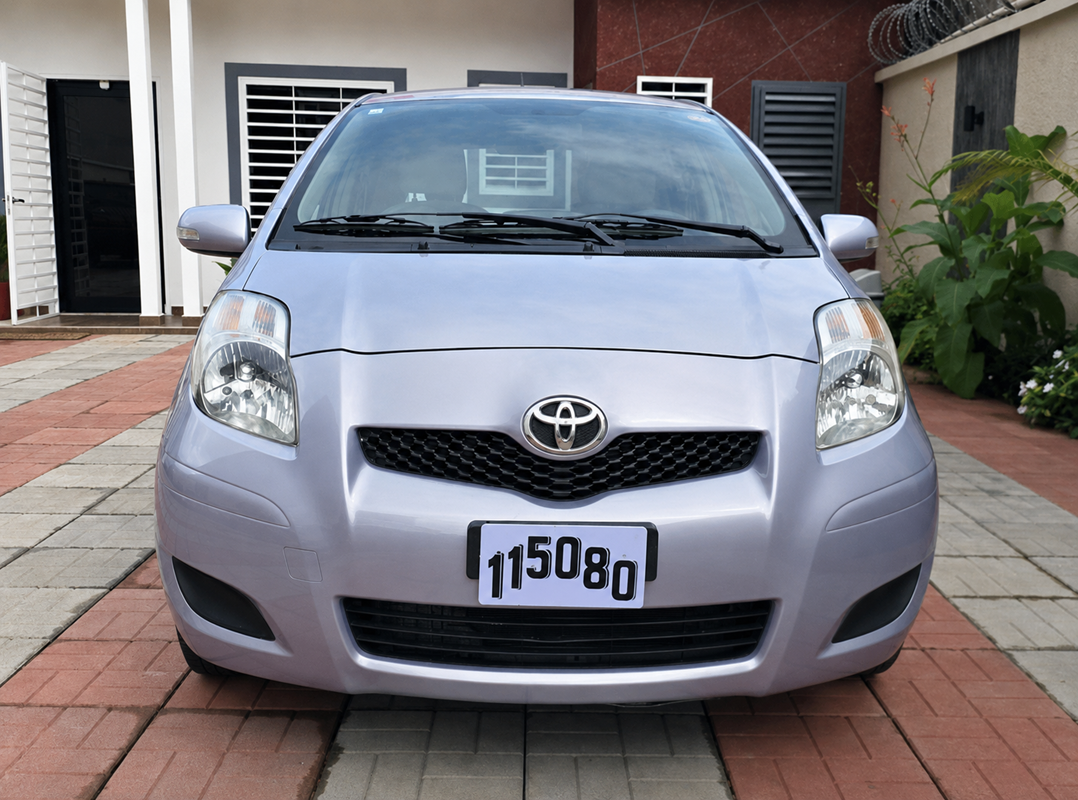 Acheter 2010 Toyota Yaris Automatique ,Yaoundé ,Cameroun