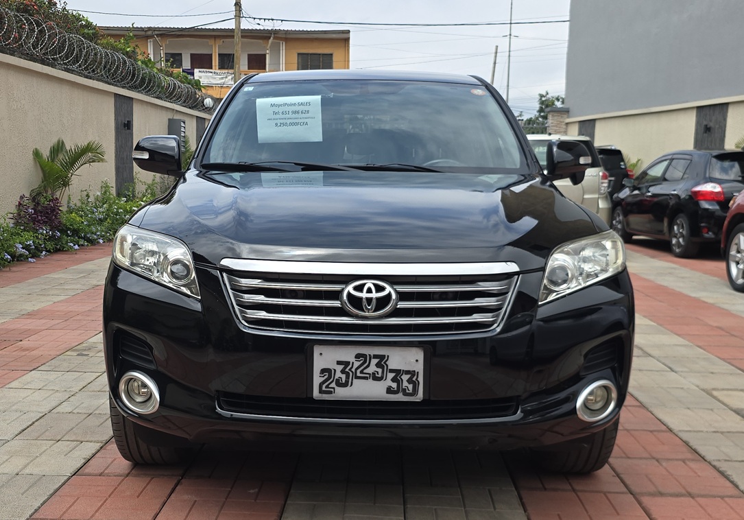 Acheter 4WD 2010 Toyota VANGUARD Automatique ,Yaoundé ,Cameroun