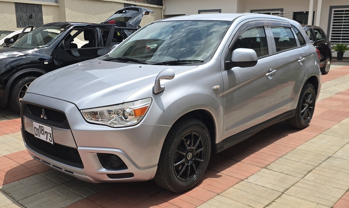 Acheter 4WD 2012 Mitsubishi RVR ,Yaoundé ,Cameroun
