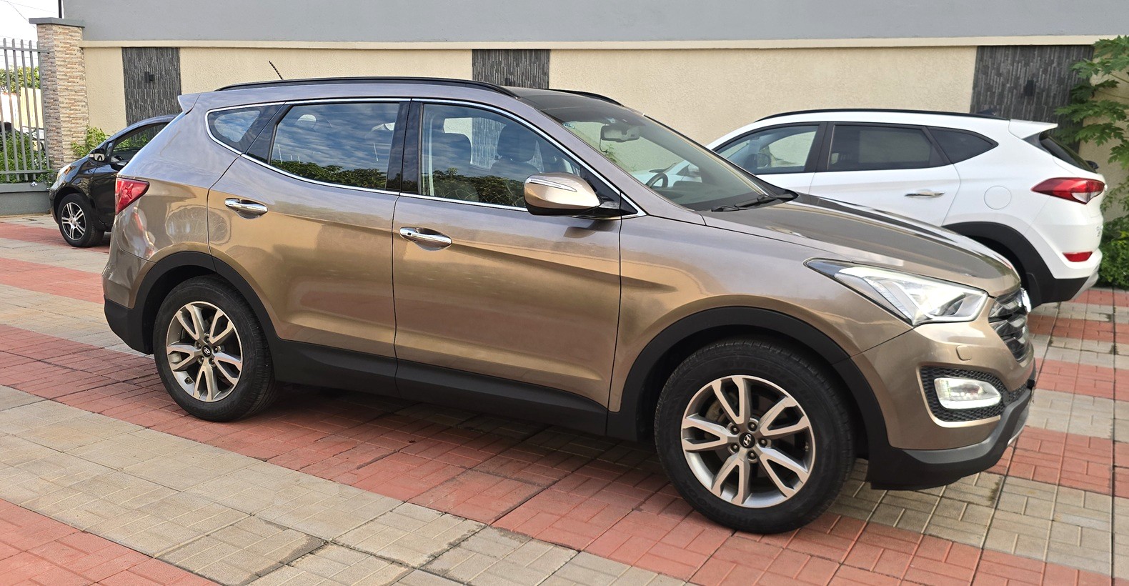 Acheter 4WD 2014 HYUNDAI SANTA FE Automatique ,Yaoundé ,Cameroun